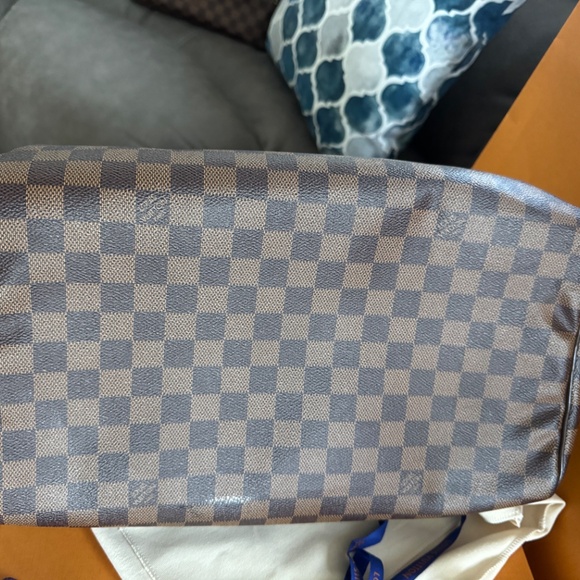 LV Speedy - Picture 3 of 4